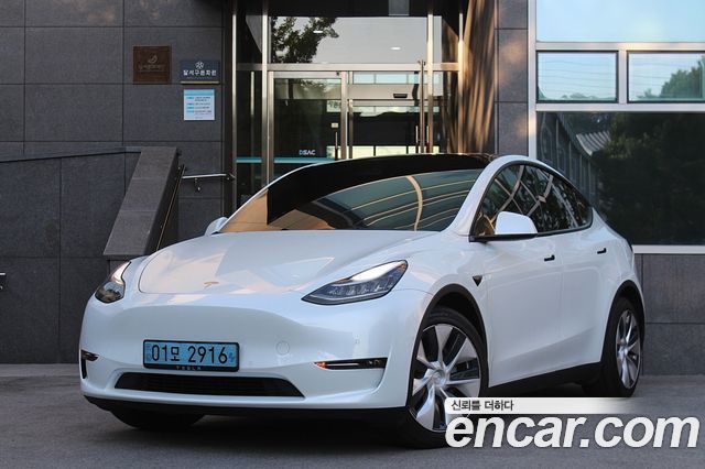 Tesla Model Y Long Range AWD, 2021