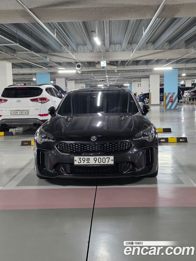 Kia Stinger 3.3 Turbo AWD, 2018