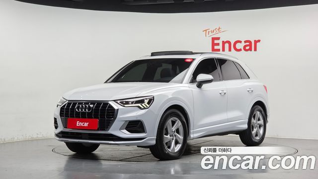 Audi Q3 35 TDI Premium, 2020