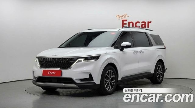 Kia Canival Diesel 9-Seater Prestige, 2022