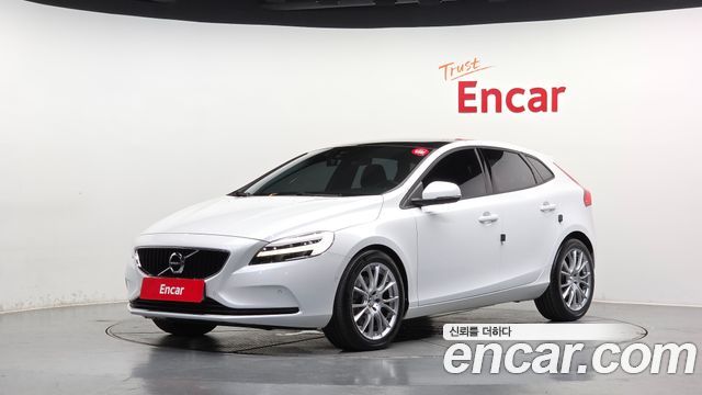 Volvo V40 D3, 2018