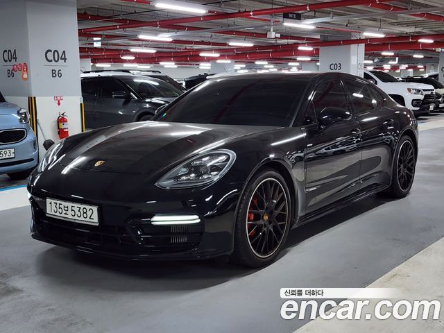 Porsche Panamera 4.0 GTS, 2020