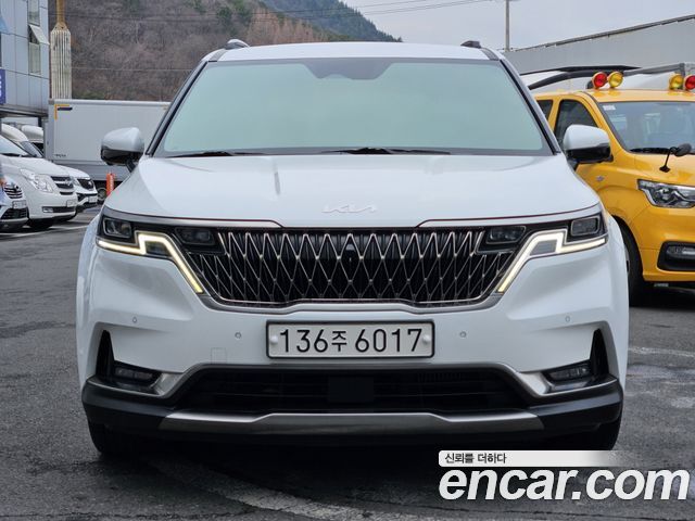 Kia Canival Diesel 9-Seater Signature, 2022