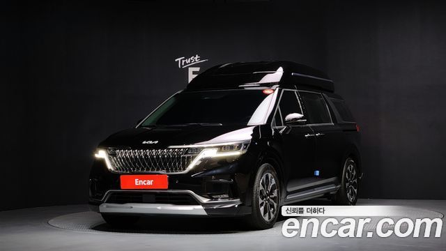 Kia Canival 9-Seater Hi-Limousine, 2021