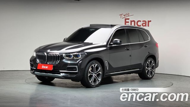 BMW X5 xDrive 40i xLine, 2022
