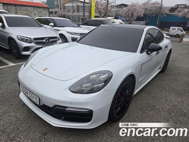 Porsche Panamera 4.0 GTS, 2020