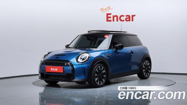 Mini Cooper Classic, 2022