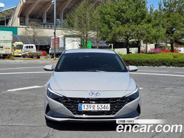 Hyundai AVANTE 1.6, 2020