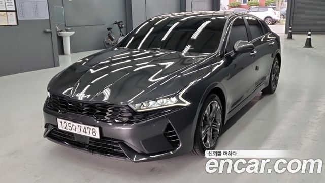 Kia K5 Signature, 2022