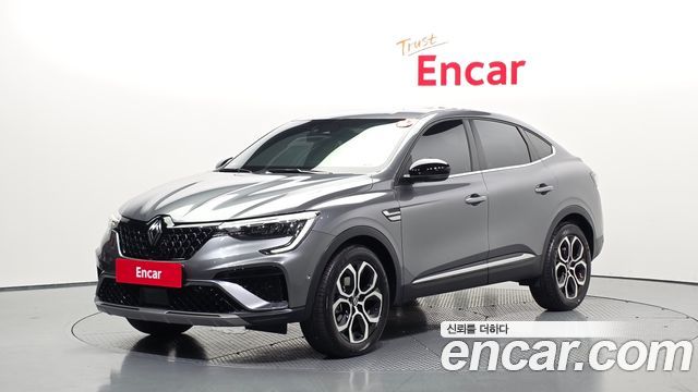 Renault Arkana 1.6 E-TECH Iconic, 2024