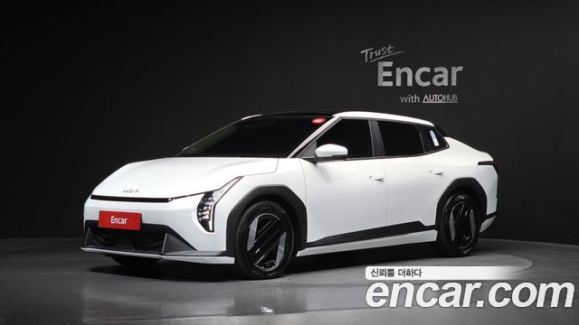 Kia EV4 Long Range 2WD, 2025