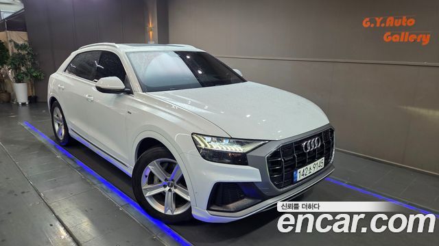 Audi Q8 45 TDI Quattro Premium, 2021