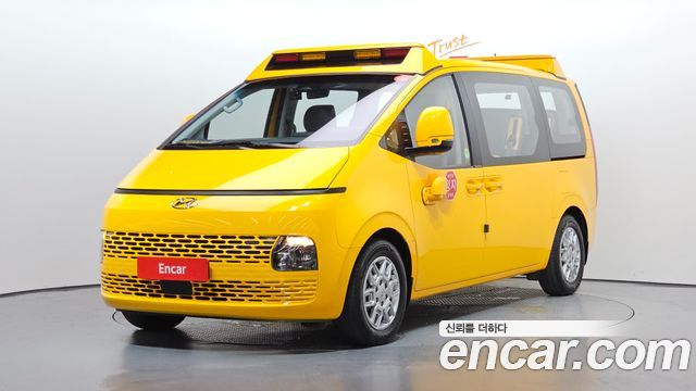 Hyundai Staria L3.5 Kinder Safety Car, 2022