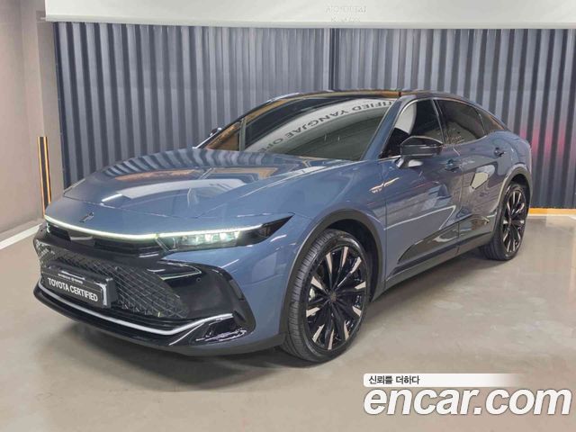Toyota Crown 2.4 4WD Dual Boost HYbrid, 2025