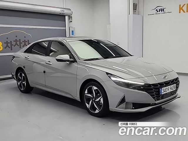 Hyundai AVANTE 1.6, 2022