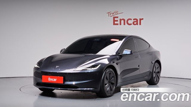 Tesla Model 3 RWD, 2025
