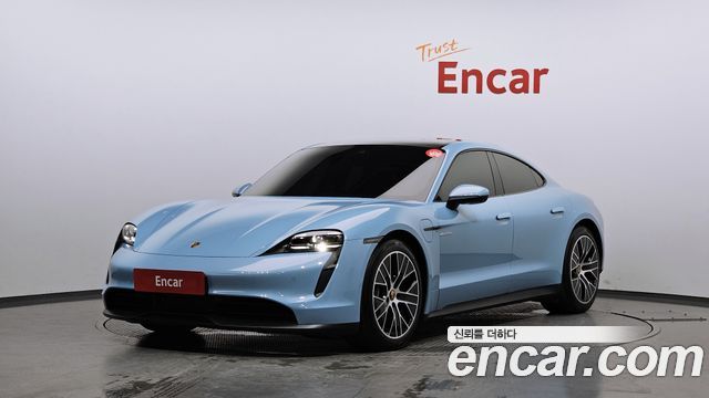 Porsche Taycan Base, 2023