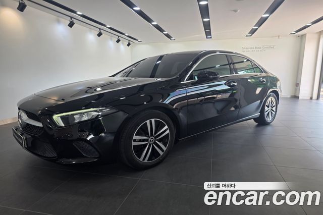 Mercedes-Benz A-Class A220 Sedan, 2021