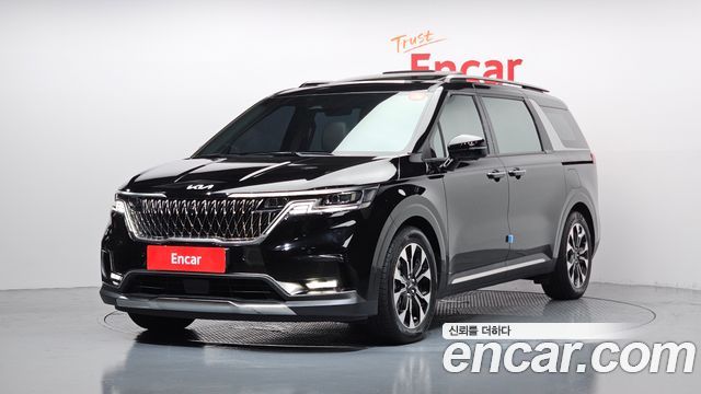 Kia Canival 9-Seater Signature, 2023
