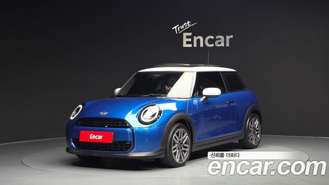 Mini Cooper Classic, 2025