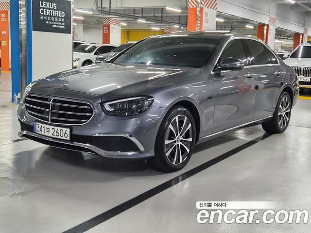 Mercedes-Benz E-Class E300e 4MATIC Exclusive, 2021