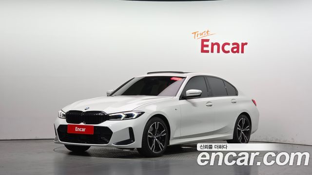 BMW 3-Series 320i M Sport, 2023