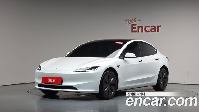 Tesla Model 3 RWD, 2024