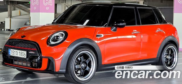 Mini Cooper 5Door Standard, 2019
