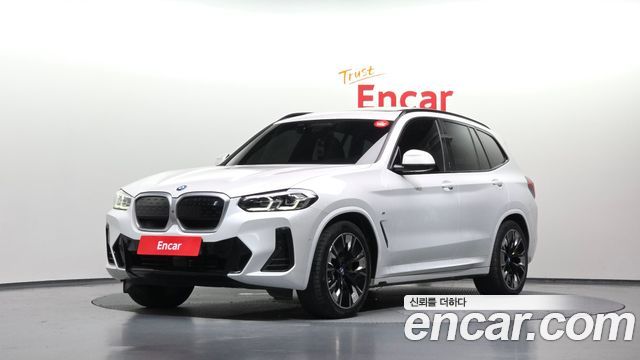 BMW iX3 M Sports, 2022