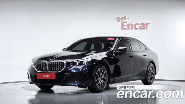 BMW 5-Series 520i M Sport, 2024