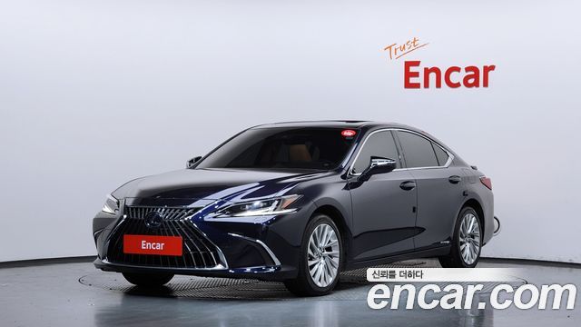 Lexus ES Executive, 2022