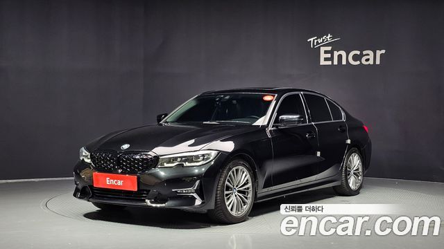 BMW 3-Series 320d Luxury, 2019