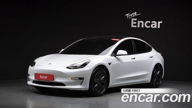 Tesla Model 3 Long Range AWD, 2022