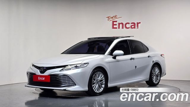Toyota Camry 2.5, 2018