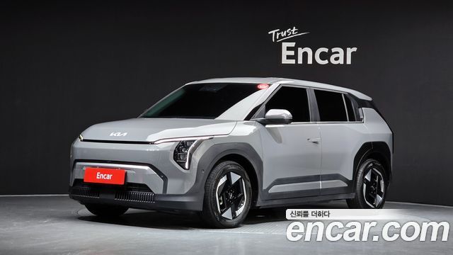 Kia EV3 Standard 2WD, 2025