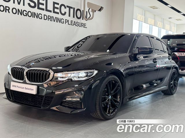 BMW 3-Series 320i M Sport, 2020