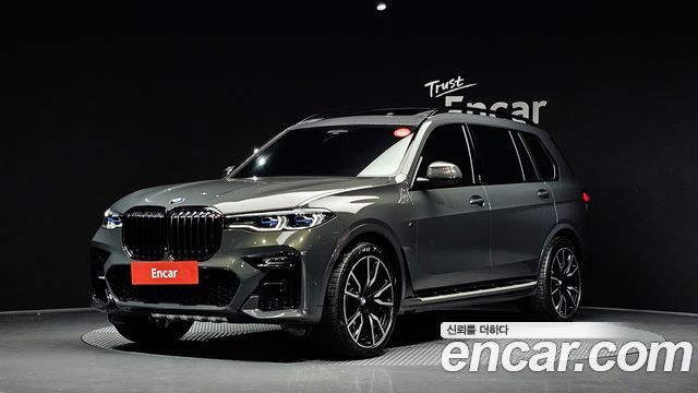 BMW X7 xDrive 40i M Sport Online Exclusive Edition 6 Seater, 2022