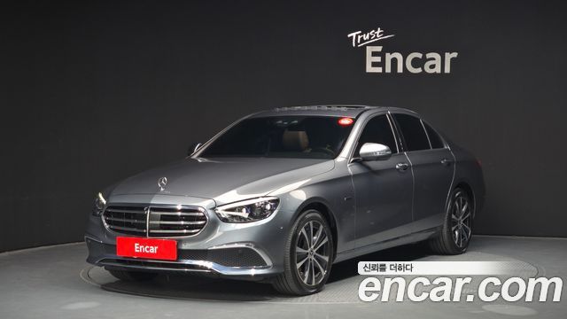 Mercedes-Benz E-Class E300e 4MATIC Exclusive, 2021