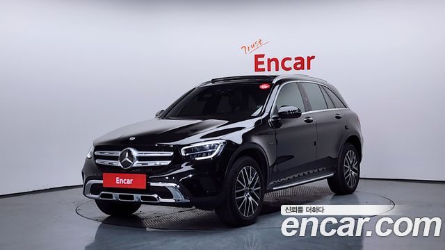 Mercedes-Benz GLC-Class GLC300e 4MATIC, 2021