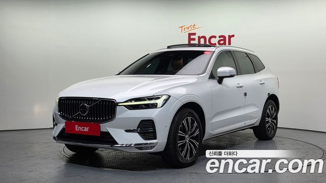 Volvo XC60 B5 Inscription, 2022