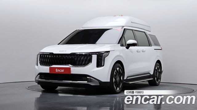 Kia Canival HEV 4-Seater Hi Limousine, 2025
