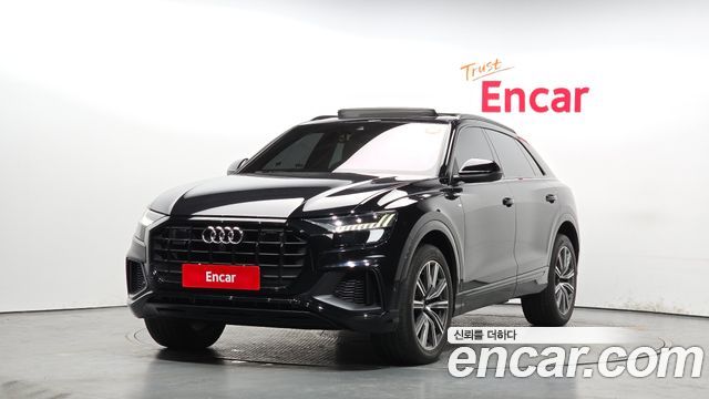 Audi Q8 55 TFSI Quattro Premium, 2021