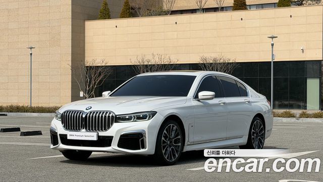 BMW 7-Series 740d xDrive M Sport, 2021