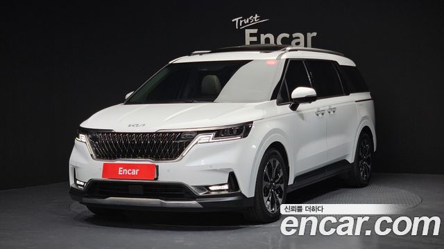 Kia Canival 7-Seater Signature, 2021