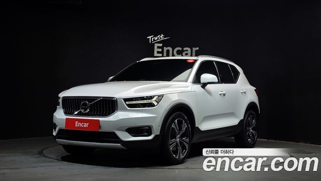 Volvo XC40 B4 Inscription, 2021