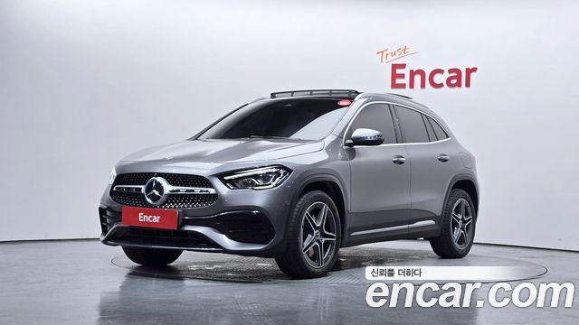 Mercedes-Benz GLA-Class GLA250 4MATIC, 2020