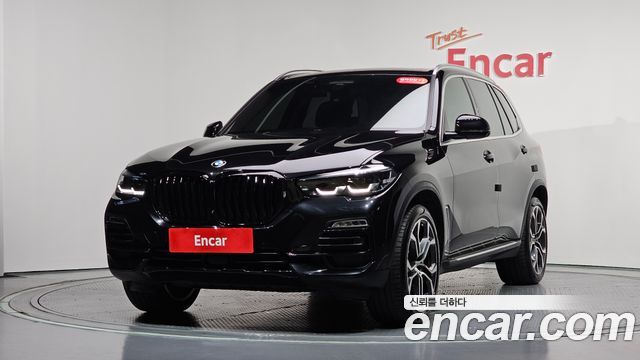 BMW X5 xDrive 40i xLine, 2021