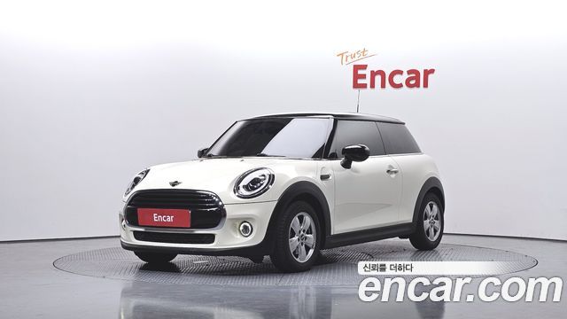 Mini Cooper Standard, 2020