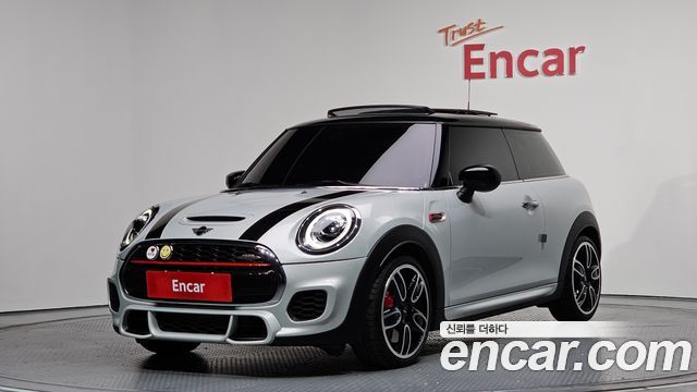 Mini Cooper JCW, 2021