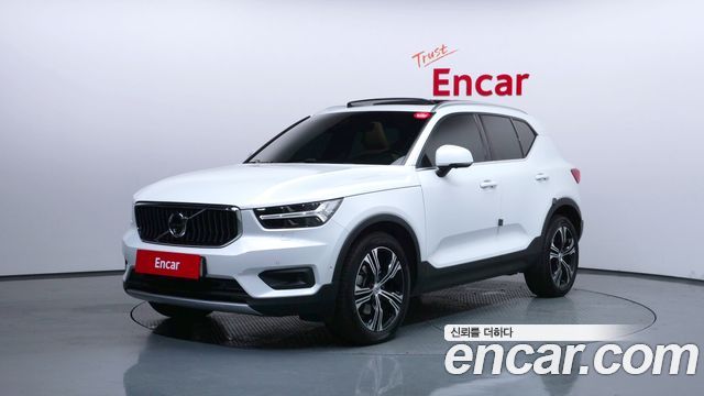 Volvo XC40 B4 Inscription, 2021